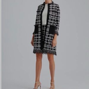 $3000 BNWT Oscar De La Renta Chic Black and White Tweed Coat sz S